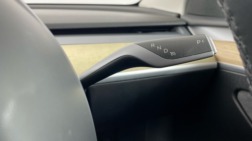 Tesla Model Y Long Range AWD 5dr Auto Electric Hatchback - Image 56