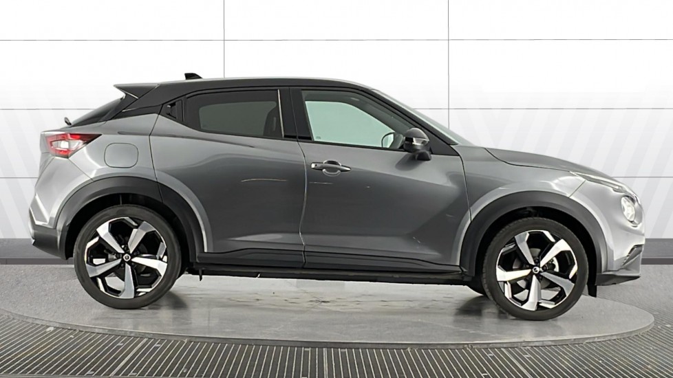 Nissan Juke 1.0 DiG-T Tekna 5dr DCT Petrol Hatchback - Image 3
