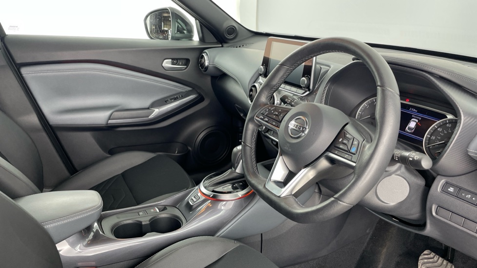 Nissan Juke 1.0 DiG-T Tekna 5dr DCT Petrol Hatchback - Image 6