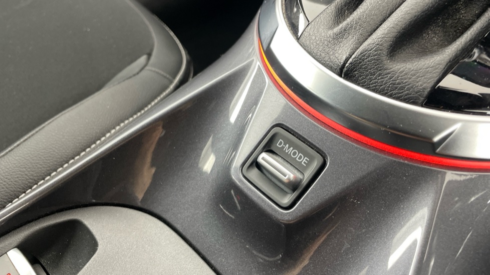 Nissan Juke 1.0 DiG-T Tekna 5dr DCT Petrol Hatchback - Image 19