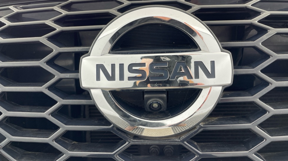 Nissan Juke 1.0 DiG-T Tekna 5dr DCT Petrol Hatchback - Image 24