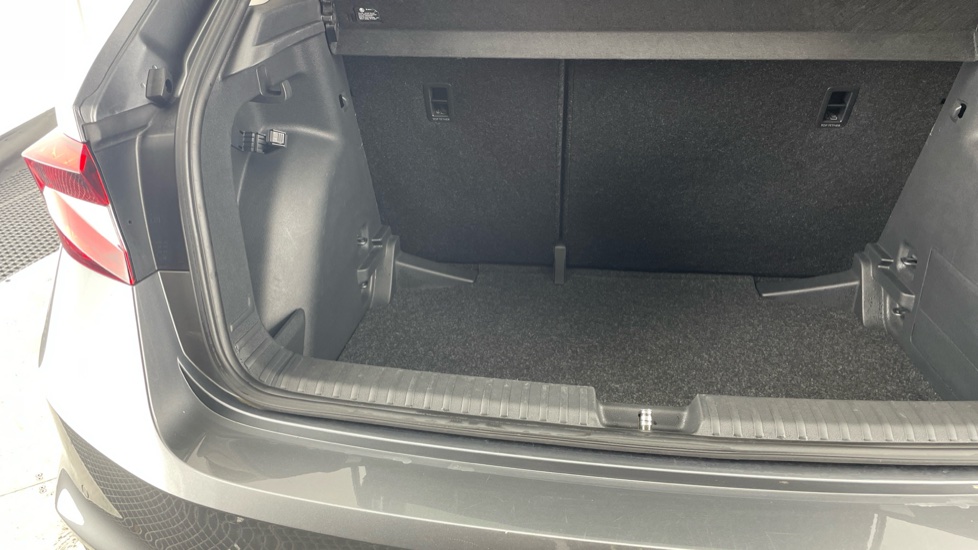Skoda Fabia 1.0 TSI Colour Edition 5dr Petrol Hatchback - Image 35