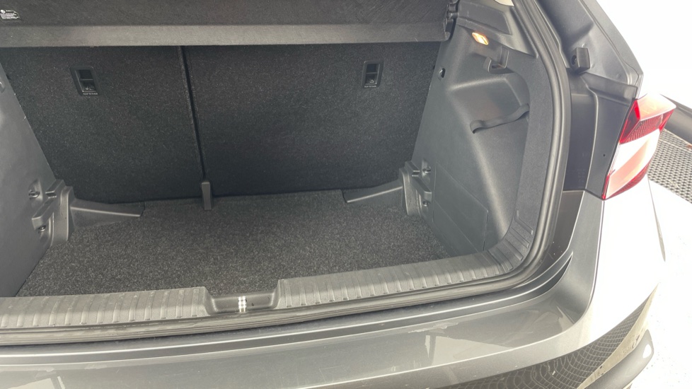 Skoda Fabia 1.0 TSI Colour Edition 5dr Petrol Hatchback - Image 36