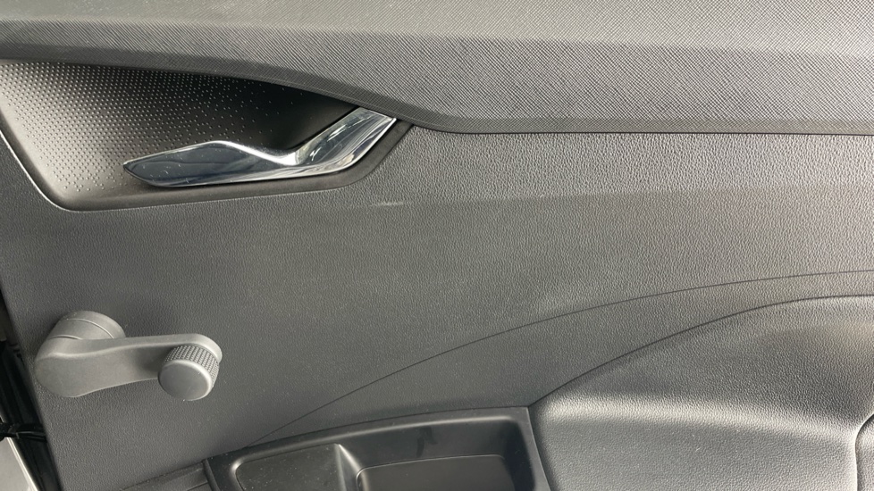 Skoda Fabia 1.0 TSI Colour Edition 5dr Petrol Hatchback - Image 38