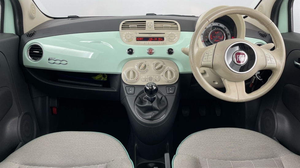 Fiat 500 1.2 Lounge 3dr [Start Stop] Petrol Hatchback - Image 4