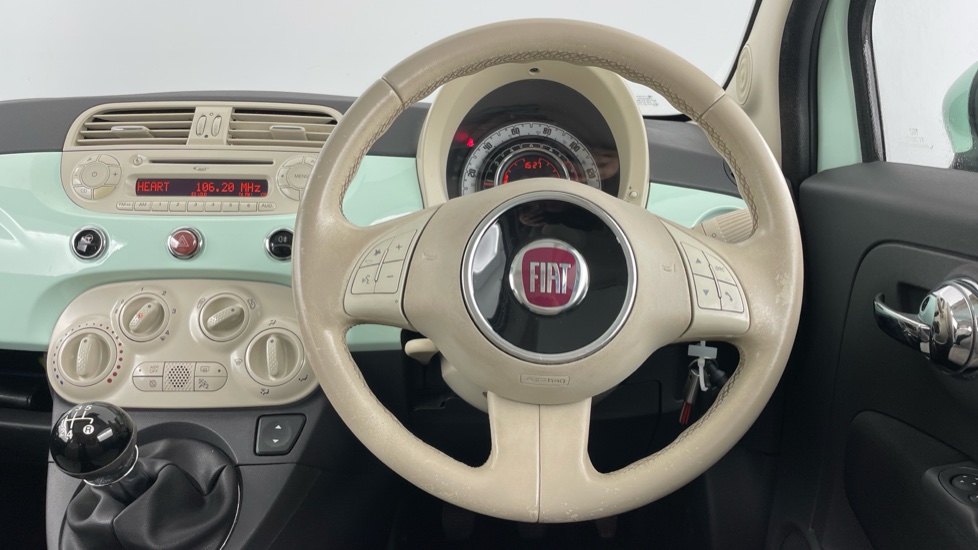 Fiat 500 1.2 Lounge 3dr [Start Stop] Petrol Hatchback - Image 5