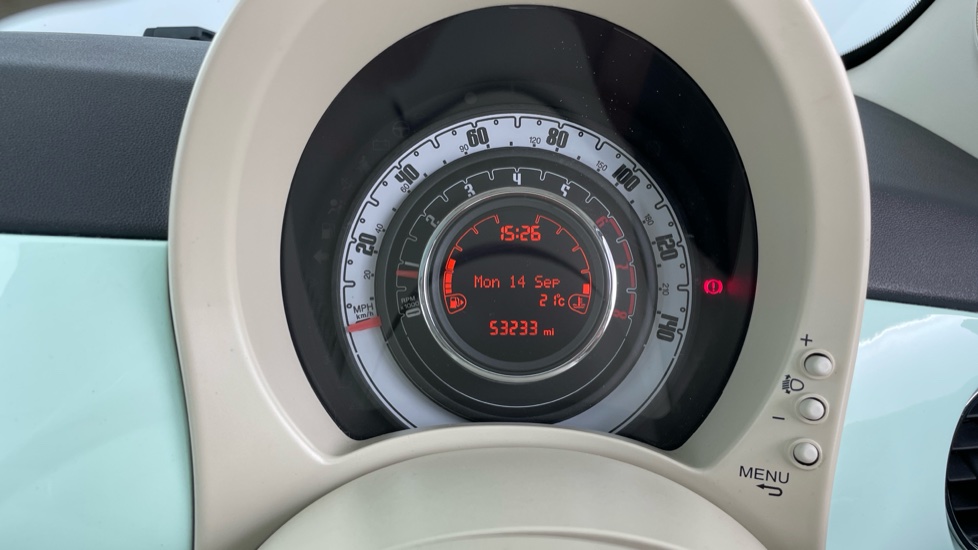 Fiat 500 1.2 Lounge 3dr [Start Stop] Petrol Hatchback - Image 9