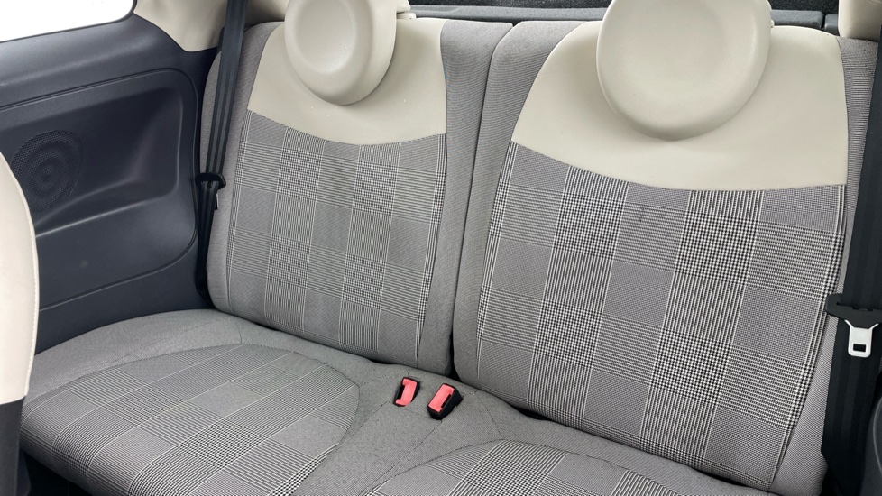 Fiat 500 1.2 Lounge 3dr [Start Stop] Petrol Hatchback - Image 12