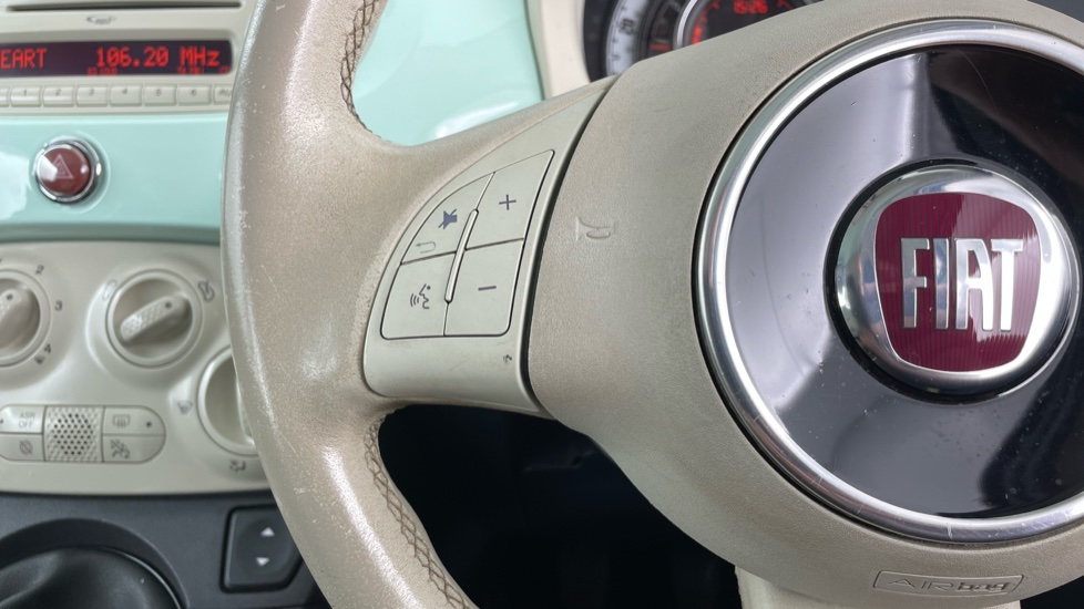 Fiat 500 1.2 Lounge 3dr [Start Stop] Petrol Hatchback - Image 17