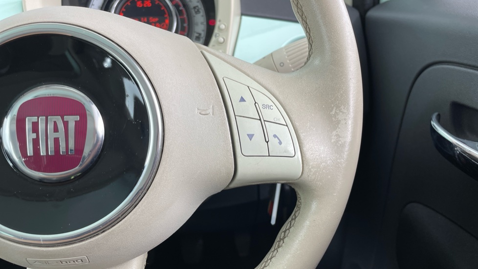 Fiat 500 1.2 Lounge 3dr [Start Stop] Petrol Hatchback - Image 18
