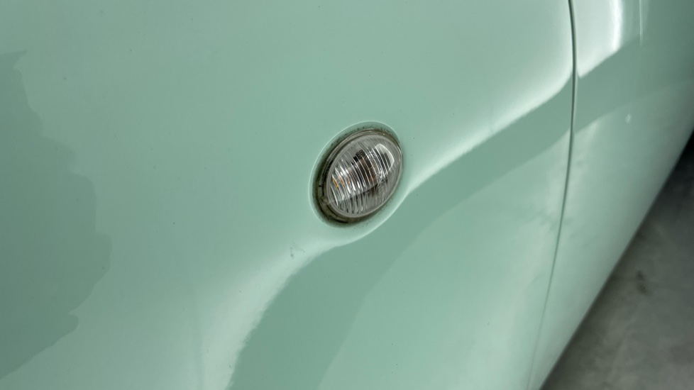 Fiat 500 1.2 Lounge 3dr [Start Stop] Petrol Hatchback - Image 25