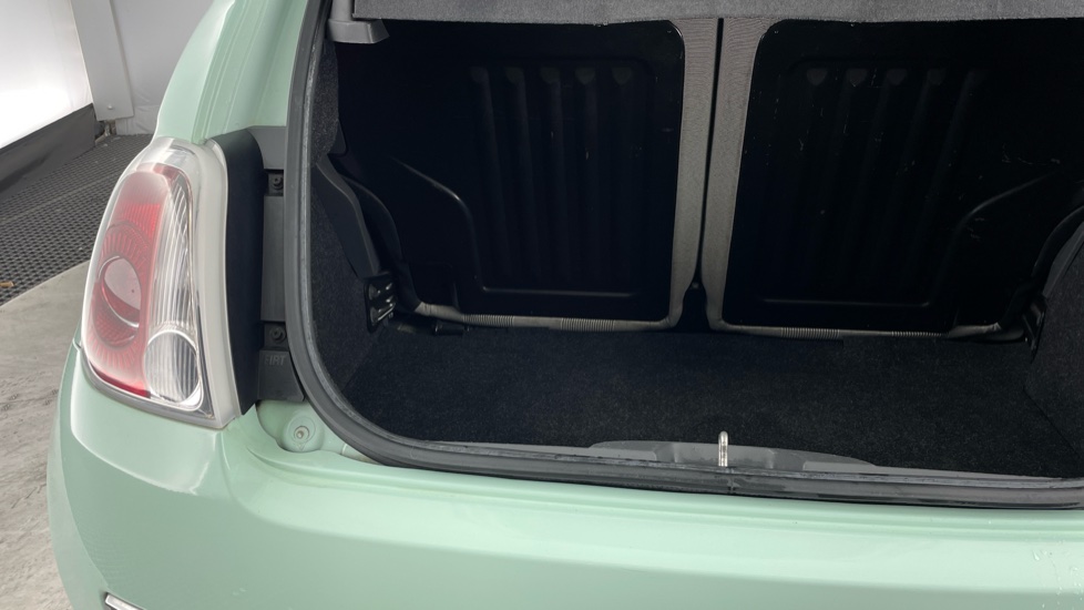 Fiat 500 1.2 Lounge 3dr [Start Stop] Petrol Hatchback - Image 34