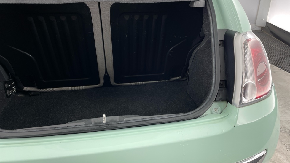 Fiat 500 1.2 Lounge 3dr [Start Stop] Petrol Hatchback - Image 35