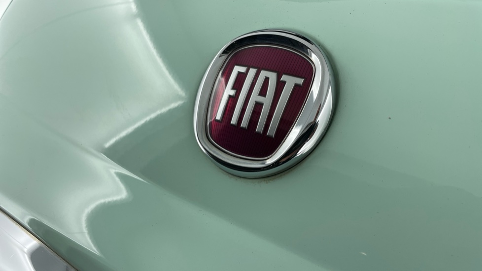 Fiat 500 1.2 Lounge 3dr [Start Stop] Petrol Hatchback - Image 36