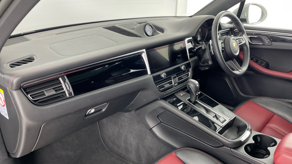 Porsche Macan S 5dr PDK Petrol Estate - Image 7