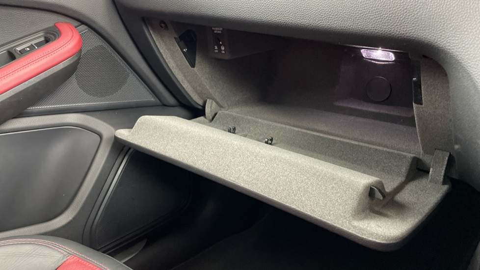 Porsche Macan S 5dr PDK Petrol Estate - Image 65