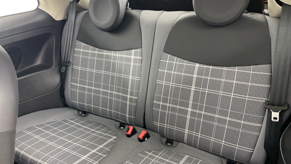 Fiat 500 1.2 Lounge 3dr Petrol Hatchback - Image 12