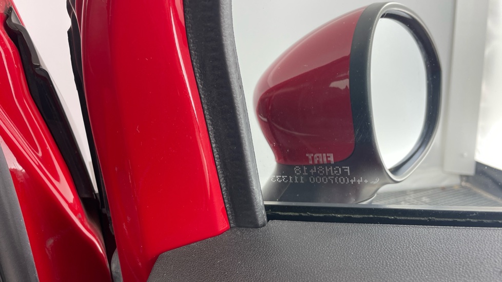 Fiat 500 1.2 Lounge 3dr Petrol Hatchback - Image 20