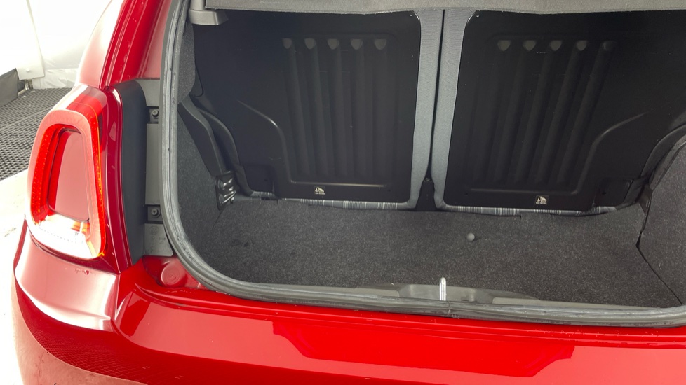 Fiat 500 1.2 Lounge 3dr Petrol Hatchback - Image 35