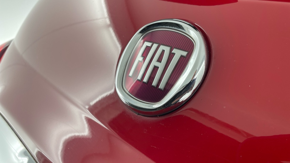 Fiat 500 1.2 Lounge 3dr Petrol Hatchback - Image 37