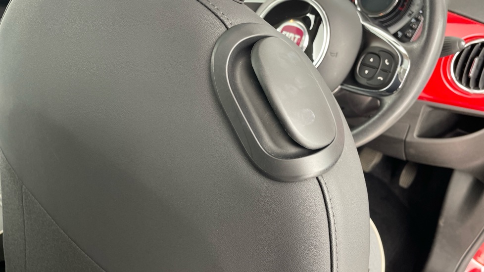 Fiat 500 1.2 Lounge 3dr Petrol Hatchback - Image 40