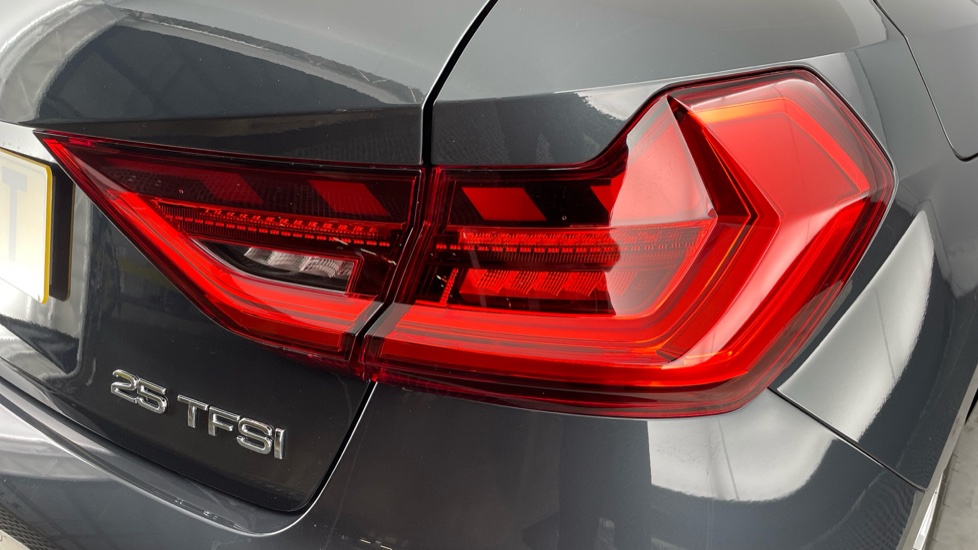 Audi A1 25 TFSI Sport 5dr S Tronic Petrol Hatchback - Image 22