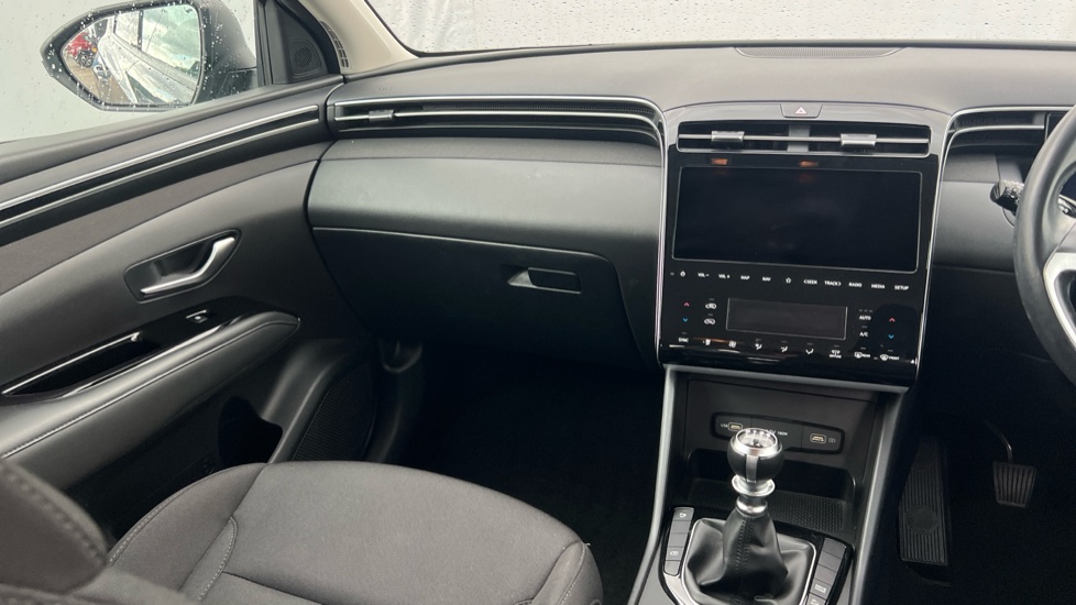 Hyundai TUCSON 1.6 TGDi SE Connect 5dr 2WD Petrol Estate - Image 14