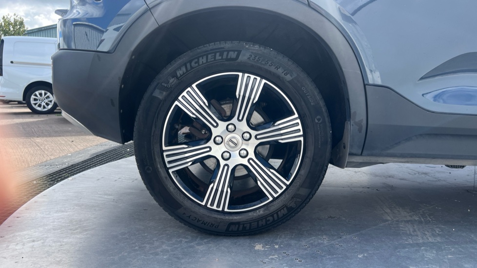 Volvo XC40 1.5 T3 [163] Inscription 5dr Geartronic Petrol Estate - Image 7