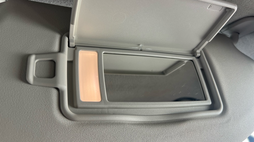 Volvo XC40 1.5 T3 [163] Inscription 5dr Geartronic Petrol Estate - Image 30