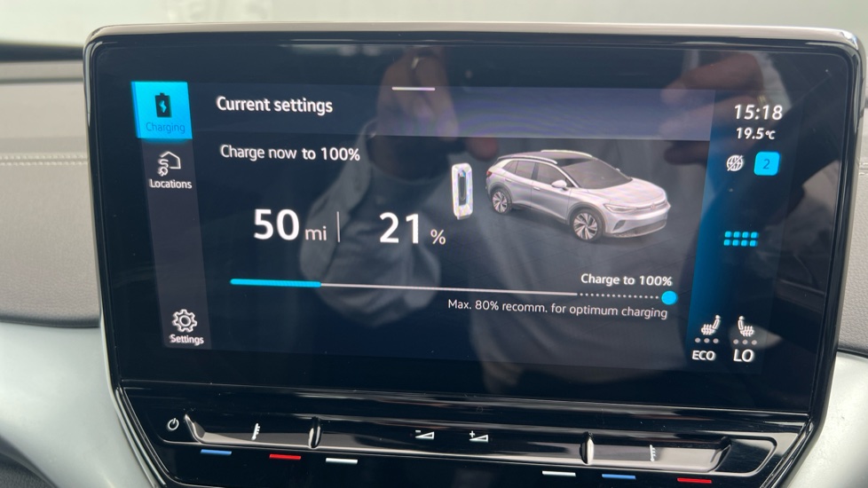 Volkswagen ID.4 125kW Life Pure Perform 52kWh 5dr Auto[110kW Ch] Electric Estate - Image 24