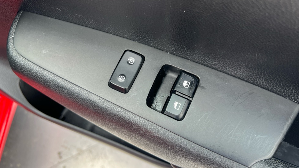 Kia Picanto 1.0 1 5dr [4 seats] Petrol Hatchback - Image 33