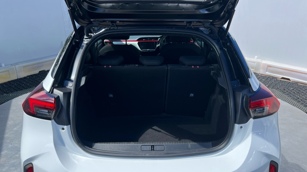 Vauxhall Corsa 1.2 GS 5dr Petrol Hatchback - Image 4