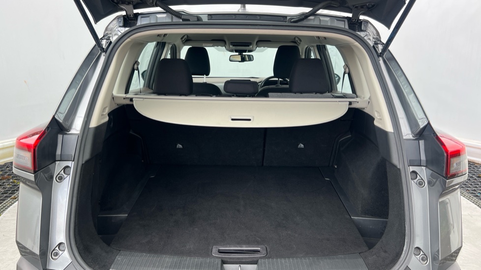 Nissan X-Trail 1.5 E-Power 204 Acenta Premium 5dr Xtronic Hybrid Station Wagon - Image 4