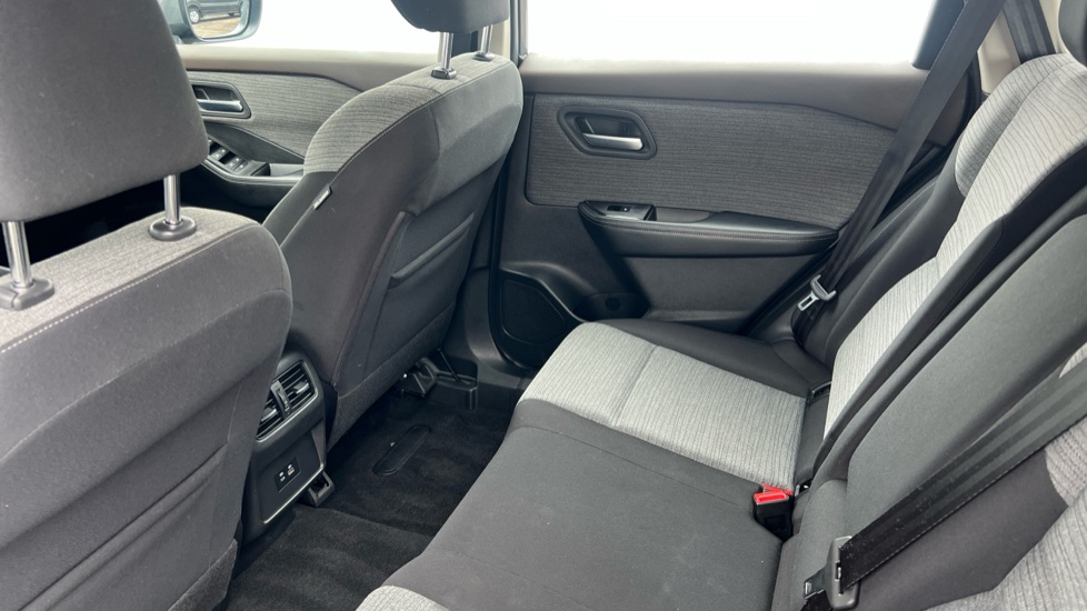Nissan X-Trail 1.5 E-Power 204 Acenta Premium 5dr Xtronic Hybrid Station Wagon - Image 16