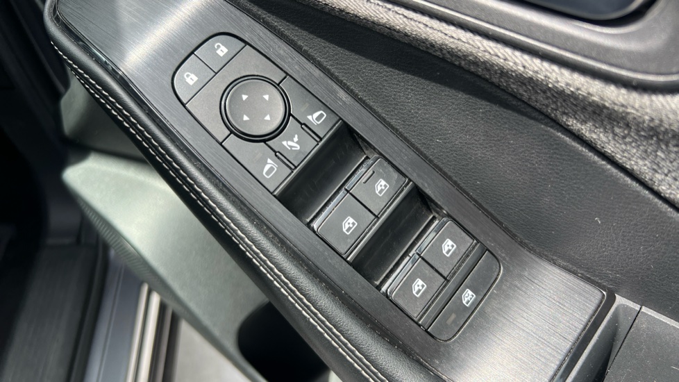 Nissan X-Trail 1.5 E-Power 204 Acenta Premium 5dr Xtronic Hybrid Station Wagon - Image 37