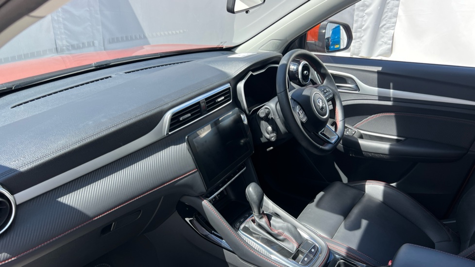 MG ZS 1.0T GDi Exclusive 5dr DCT Petrol Hatchback - Image 9