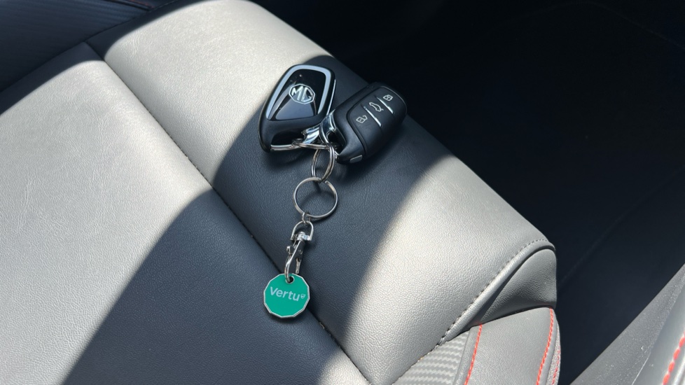 MG ZS 1.0T GDi Exclusive 5dr DCT Petrol Hatchback - Image 20