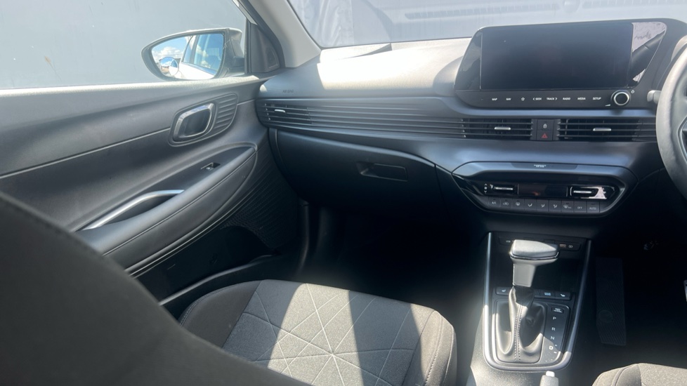 Hyundai BAYON 1.0 TGDi 48V MHEV Premium 5dr DCT Petrol Hatchback - Image 14