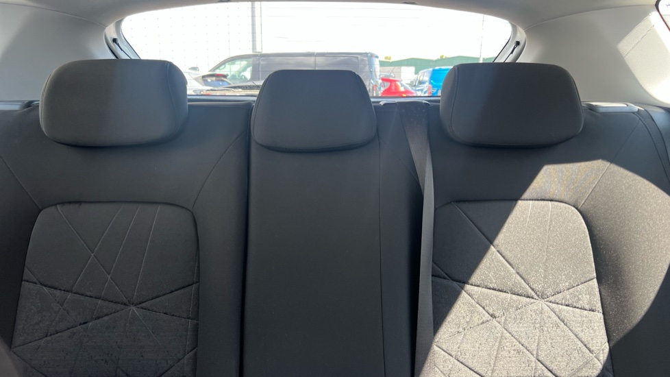 Hyundai BAYON 1.0 TGDi 48V MHEV Premium 5dr DCT Petrol Hatchback - Image 15