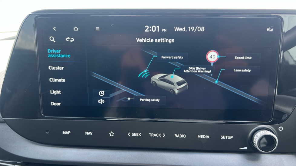 Hyundai BAYON 1.0 TGDi 48V MHEV Premium 5dr DCT Petrol Hatchback - Image 22