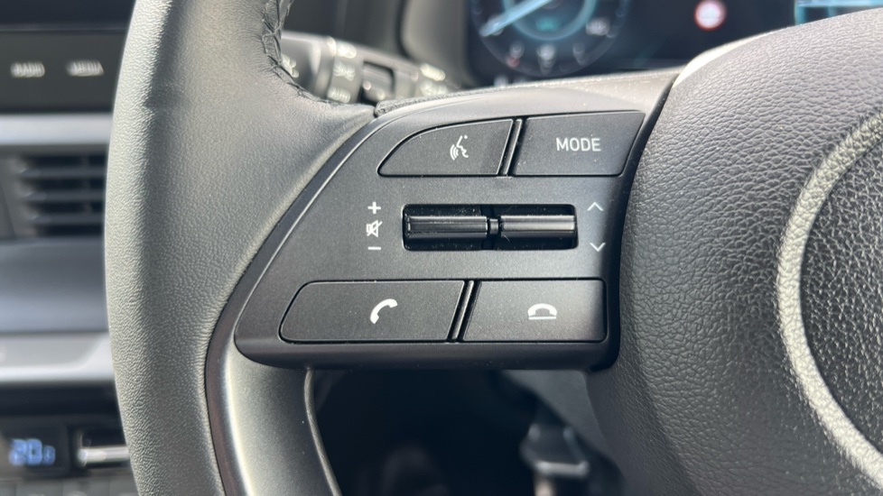 Hyundai BAYON 1.0 TGDi 48V MHEV Premium 5dr DCT Petrol Hatchback - Image 32