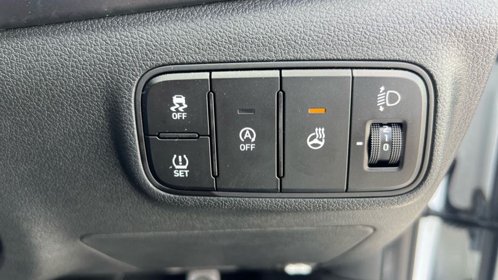 Hyundai BAYON 1.0 TGDi 48V MHEV Premium 5dr DCT Petrol Hatchback - Image 36