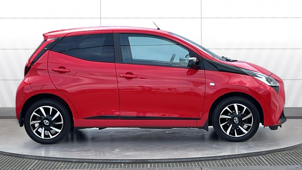 Toyota Aygo 1.0 VVT-i X-Trend TSS 5dr Petrol Hatchback - Image 5