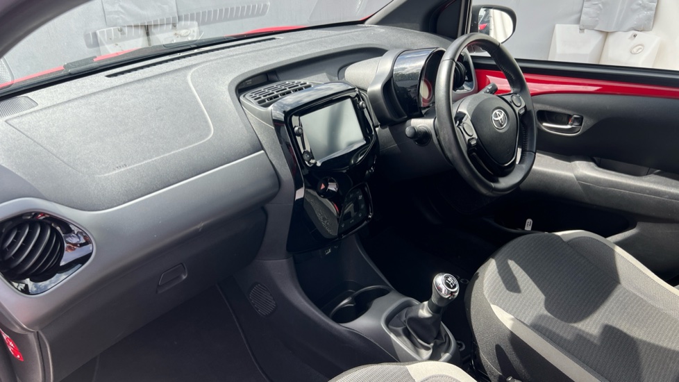 Toyota Aygo 1.0 VVT-i X-Trend TSS 5dr Petrol Hatchback - Image 9