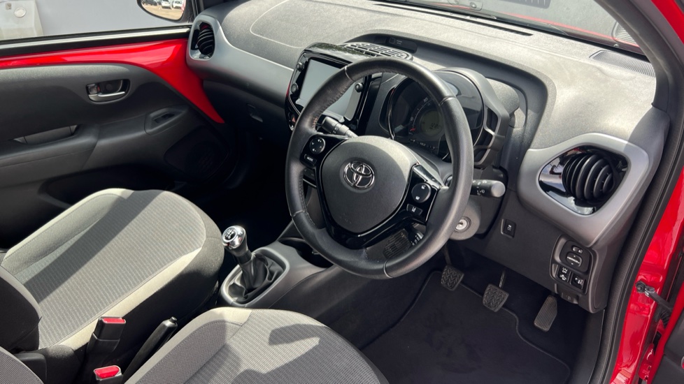 Toyota Aygo 1.0 VVT-i X-Trend TSS 5dr Petrol Hatchback - Image 11
