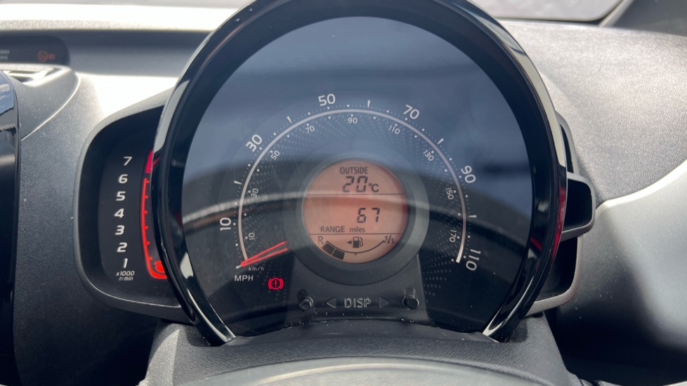 Toyota Aygo 1.0 VVT-i X-Trend TSS 5dr Petrol Hatchback - Image 18