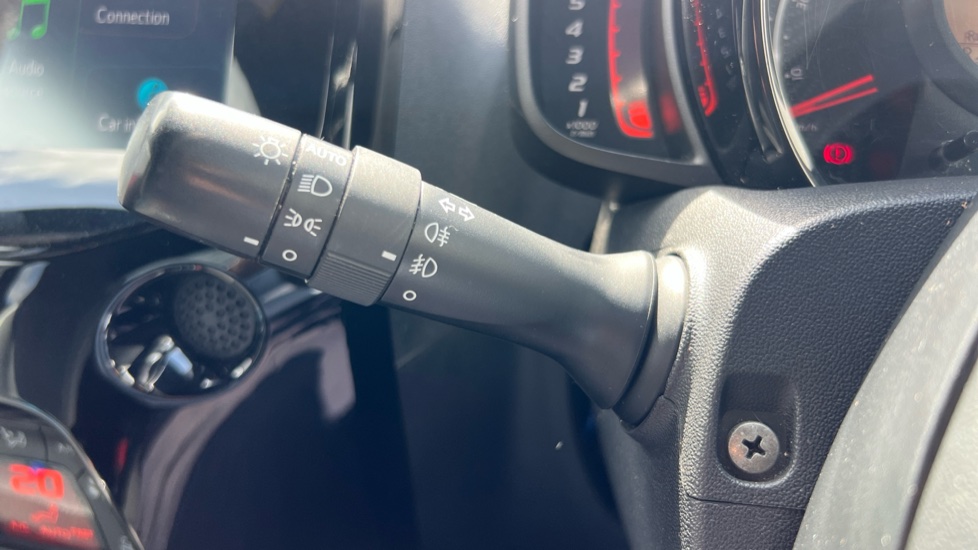 Toyota Aygo 1.0 VVT-i X-Trend TSS 5dr Petrol Hatchback - Image 31