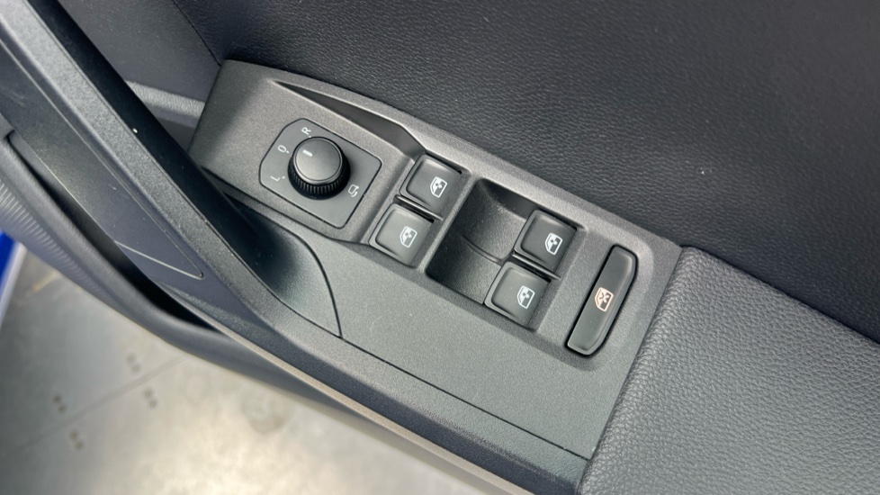SEAT Ibiza 1.0 TSI 95 Xcellence Lux [EZ] 5dr Petrol Hatchback - Image 38