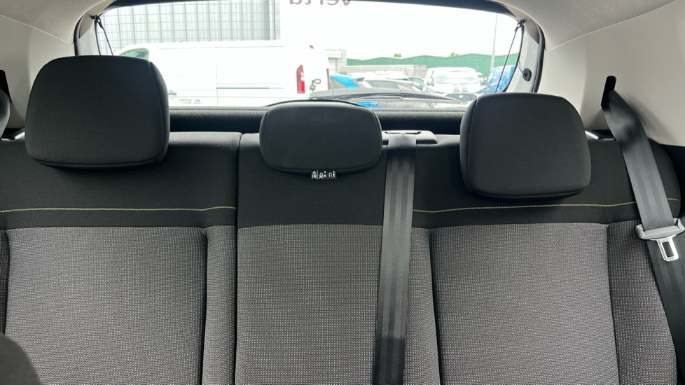 Citroen C3 1.2 PureTech C-Series Edition 5dr Petrol Hatchback - Image 15