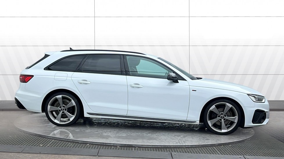 Audi A4 35 TFSI Black Edition 5dr S Tronic Petrol Estate - Image 5